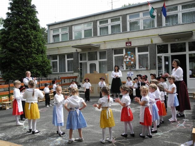 Szakmai nap a Vajda lakótelepi Óvoda 10 éves nemzetiségi csoportjában főképe
